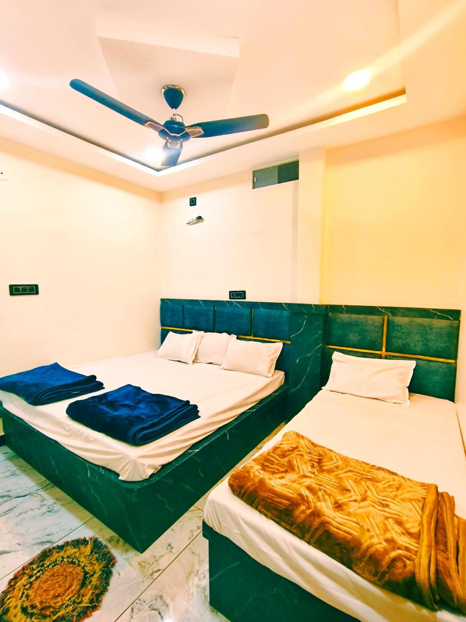 Hotel Shiv Gouri Palace Ujjain Extérieur photo